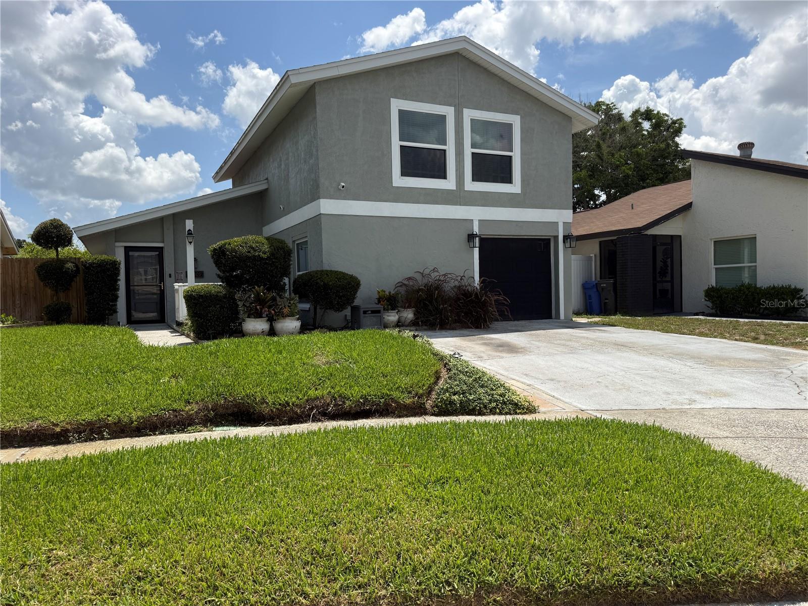 10009 Regal Woods Ln