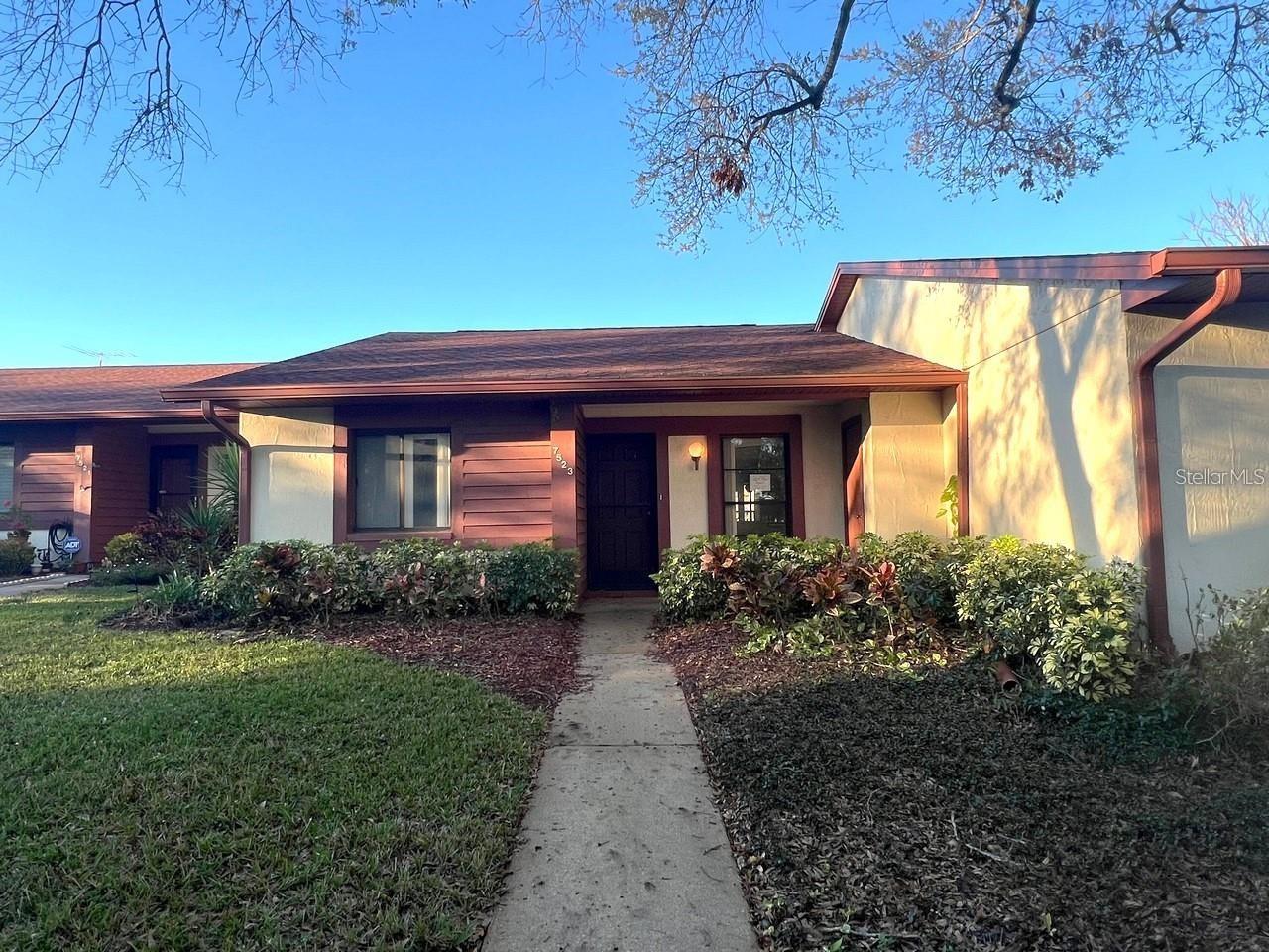 7523 Greystone Dr