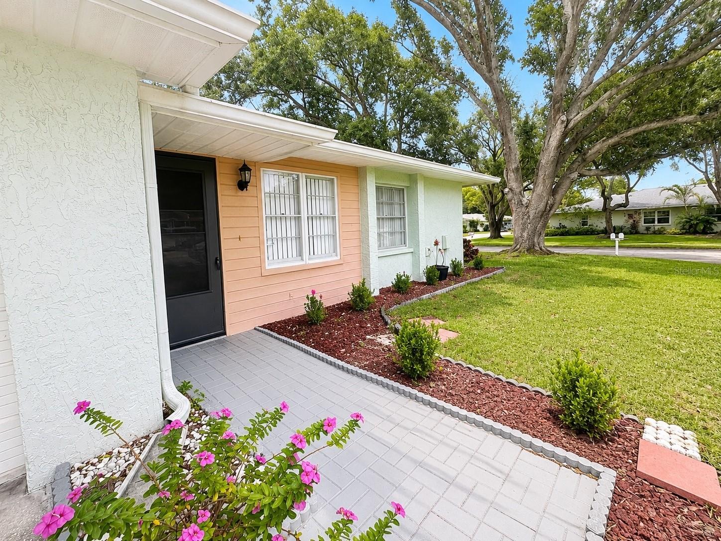 1131 Orange Tree Cir W #C