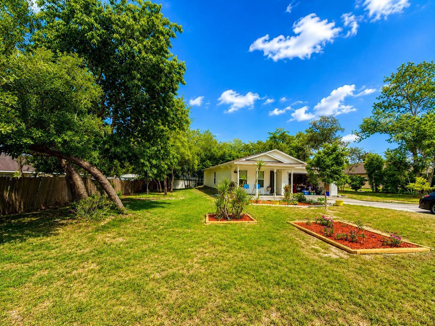 1490 Piper Rd