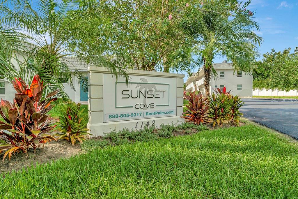 1142 Sunset Point Rd