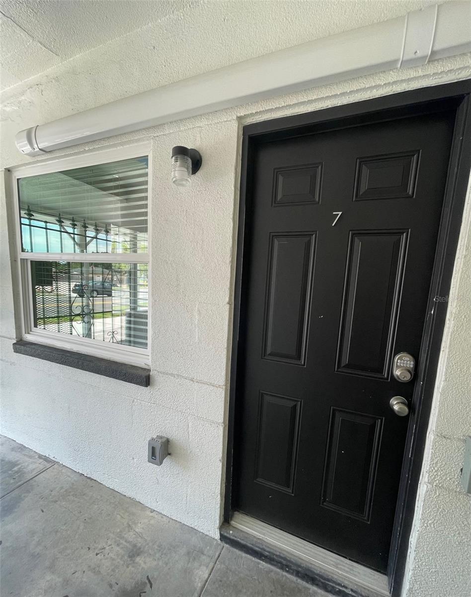 707 Rosery Rd NW #3