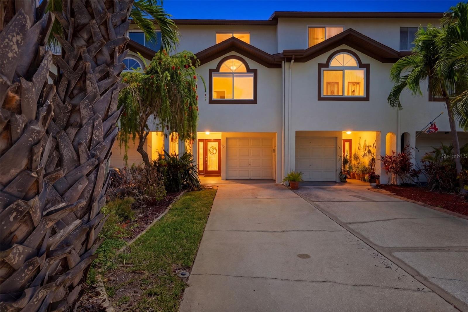 381 Madeira Cir