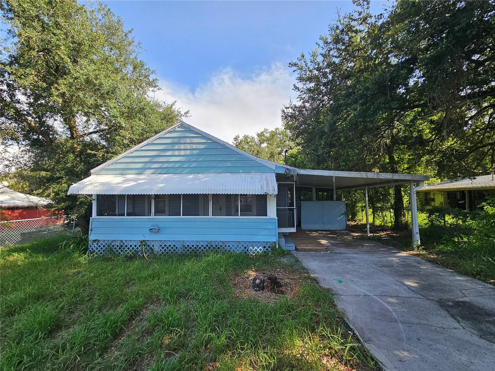 2441 E Magnolia St