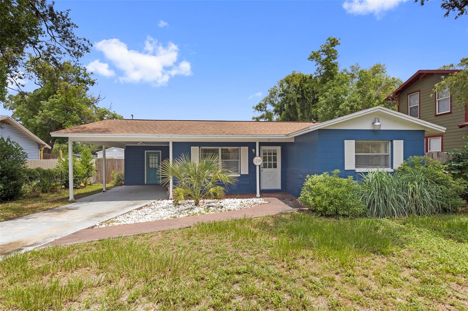 1218 E New Orleans Ave