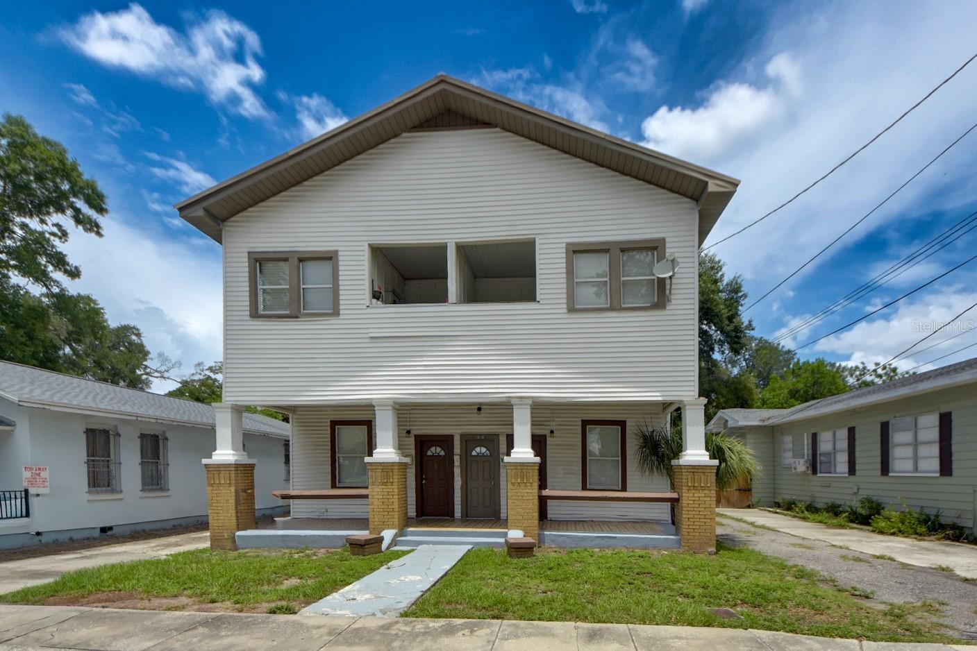 1212 E 25th Ave