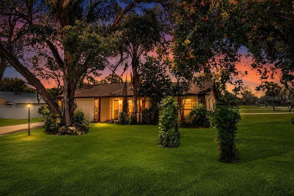 1042 Tryon Cir