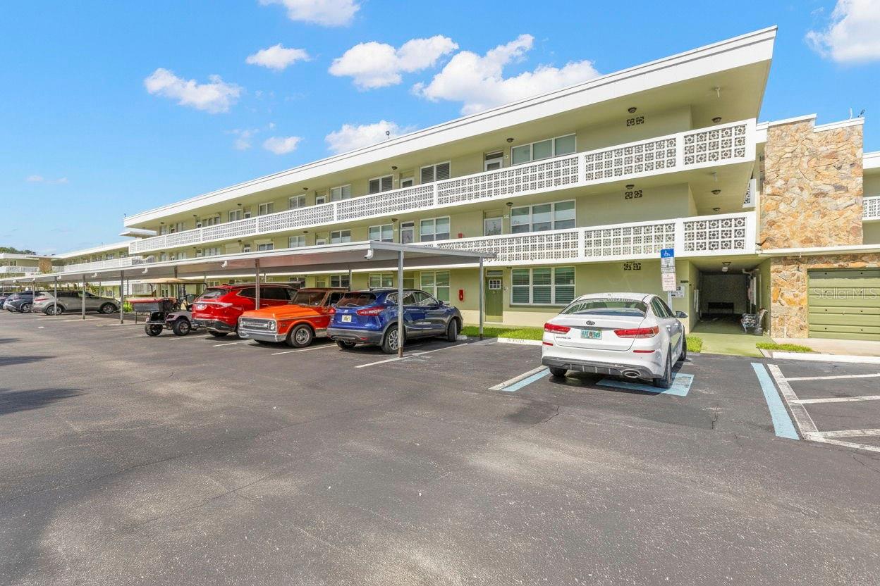 4890 Bay St NE #330