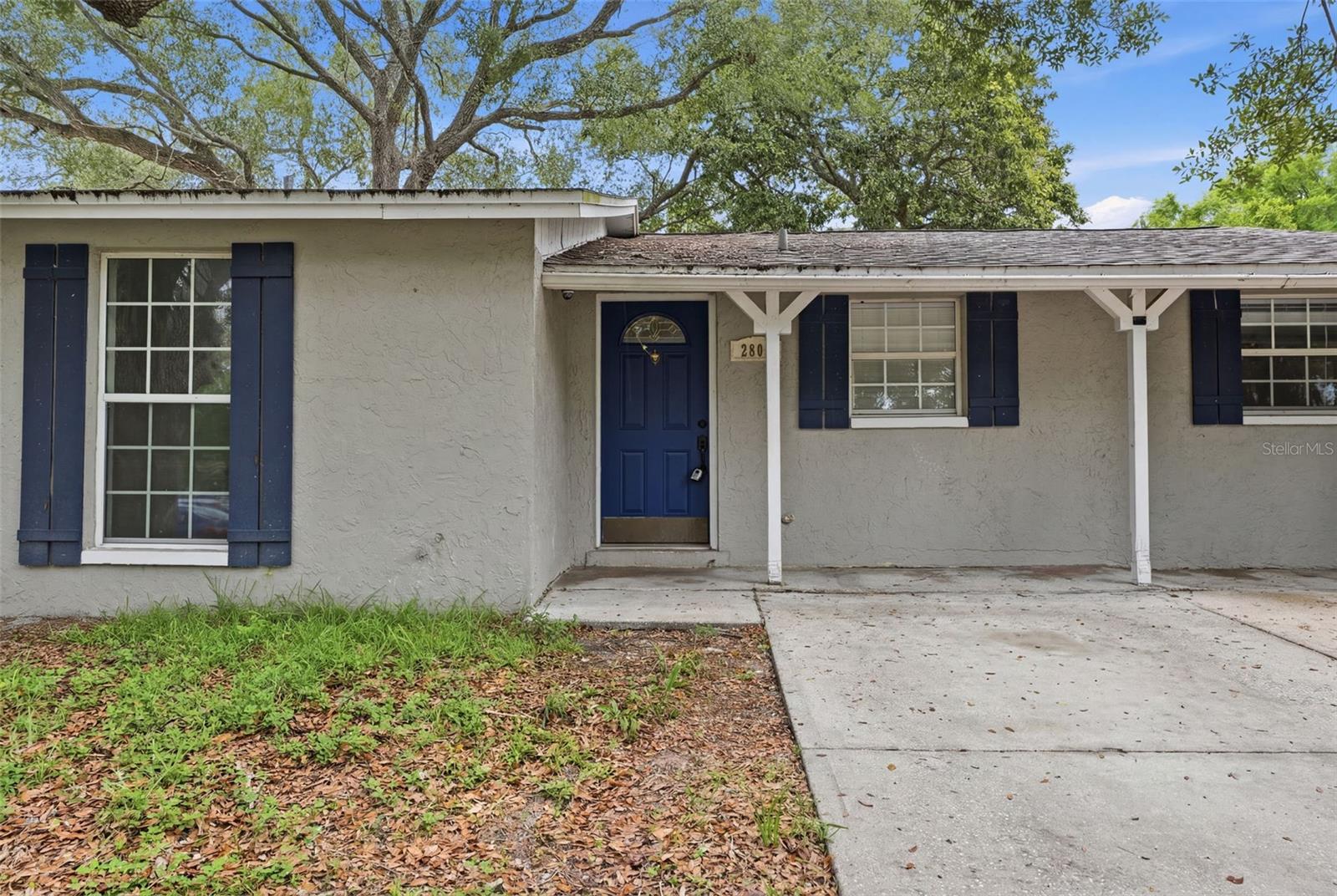 2804 Applewood Dr