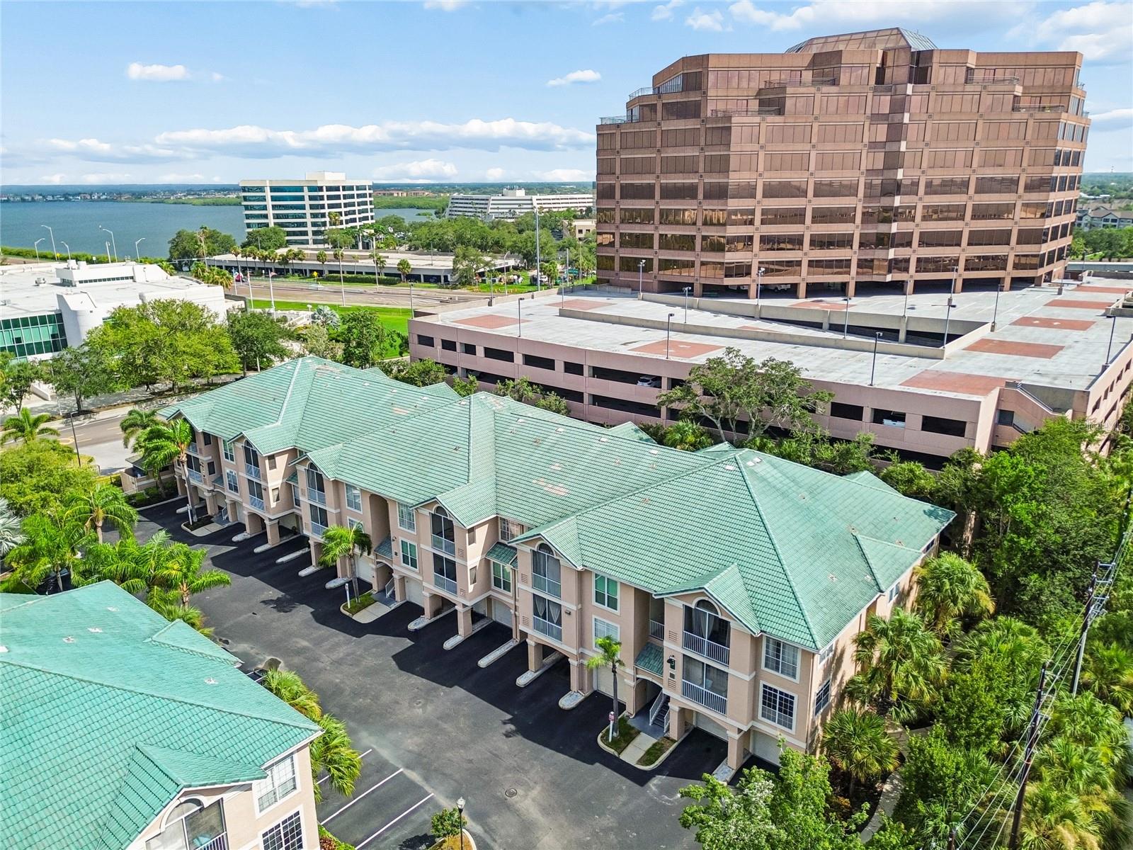 5211 Bay Club Cir