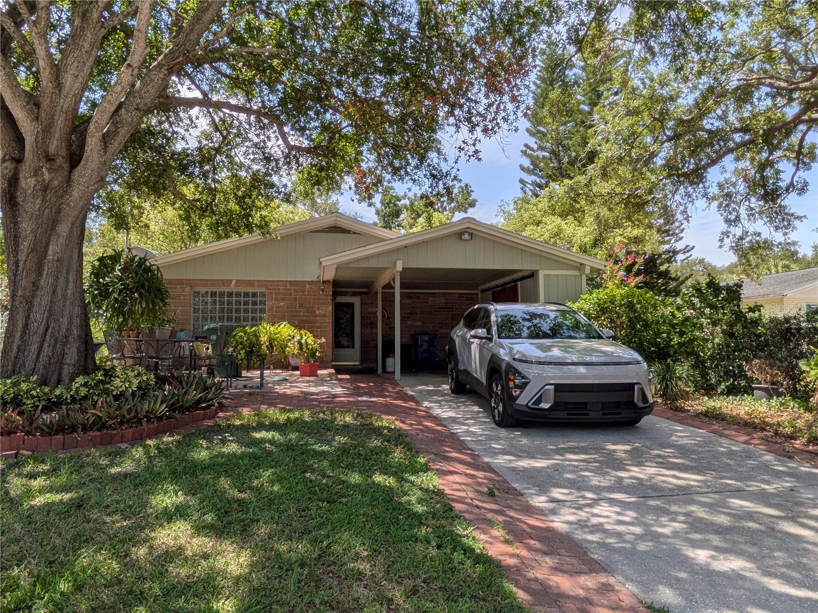 2840 W Shelton Ave