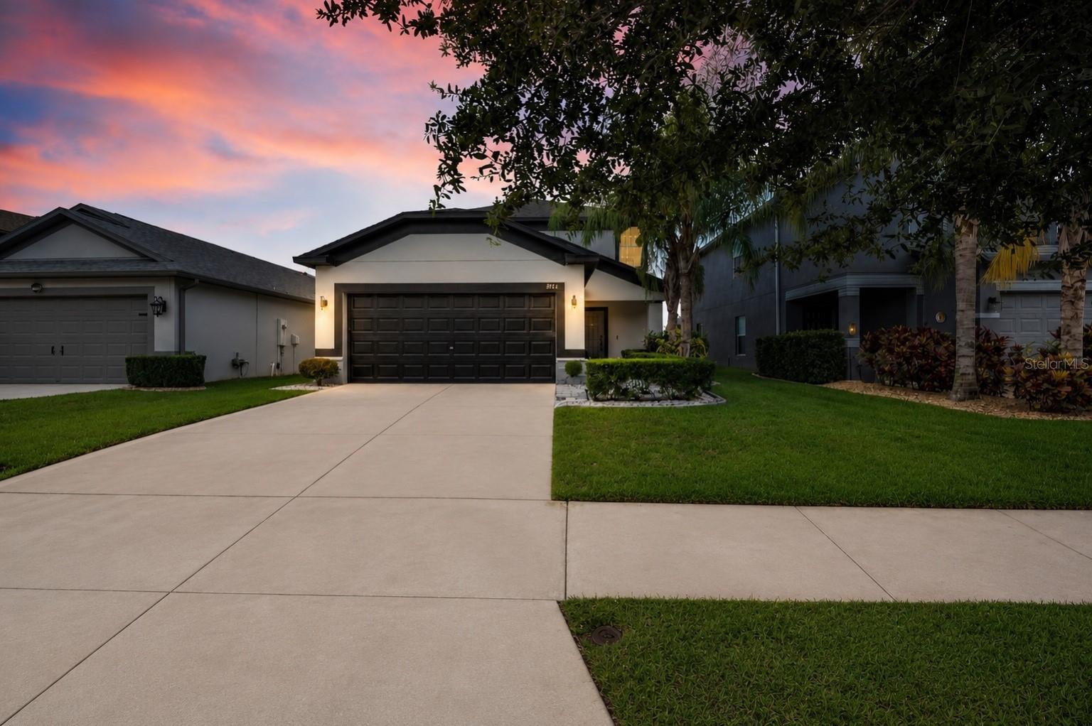 1921 Hawks View Dr