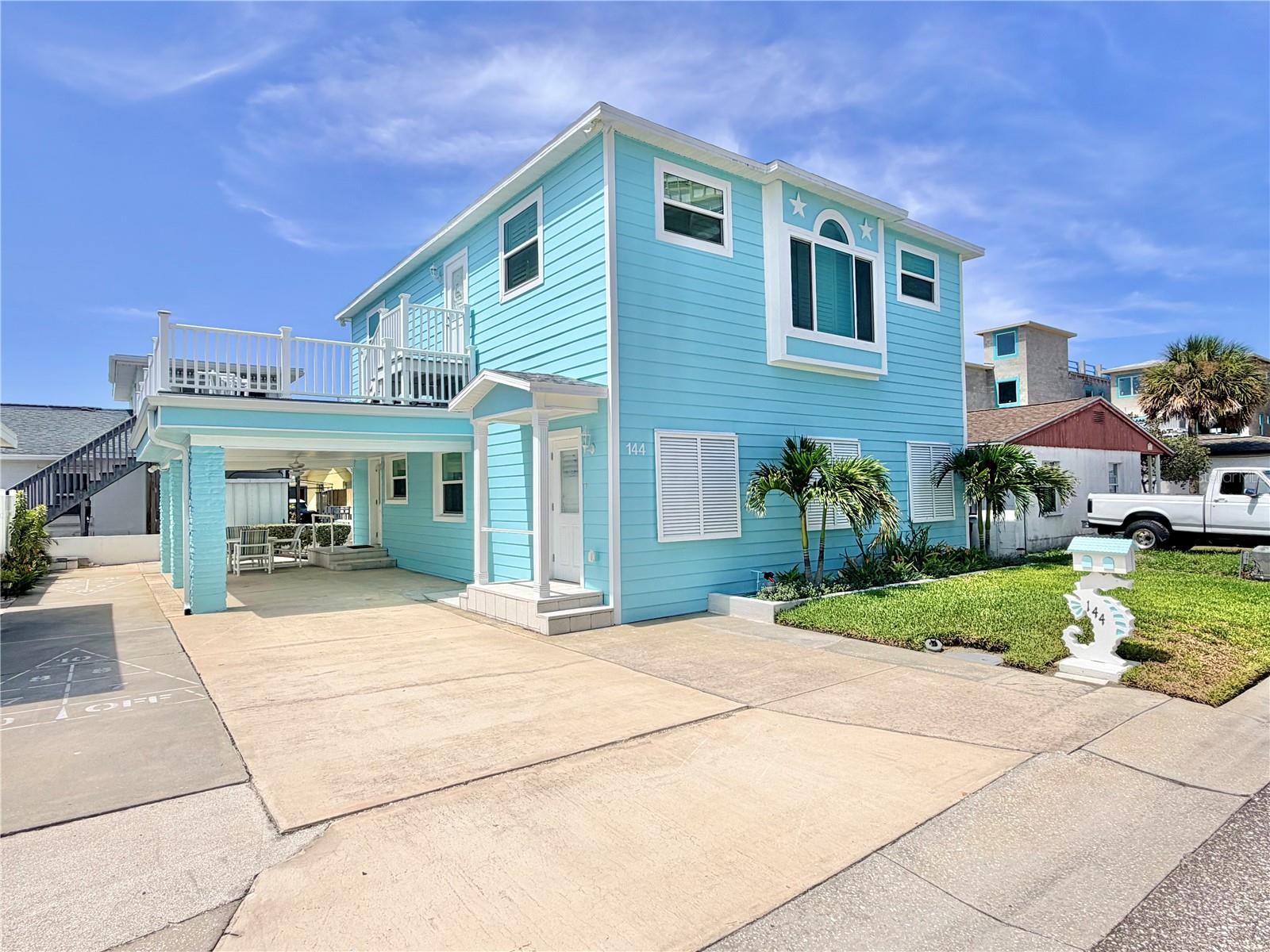 144 Coral Ave