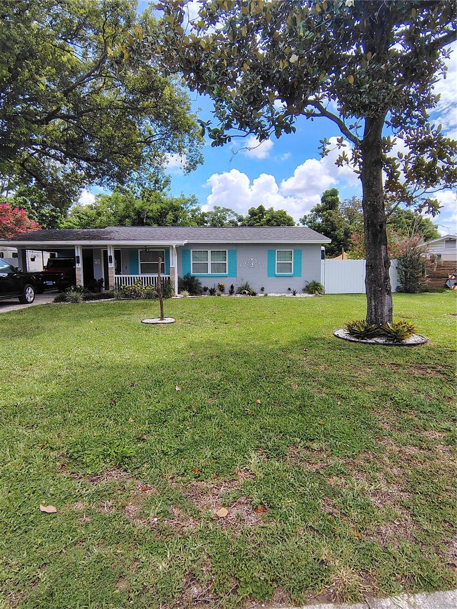 607 Oak Ridge Dr