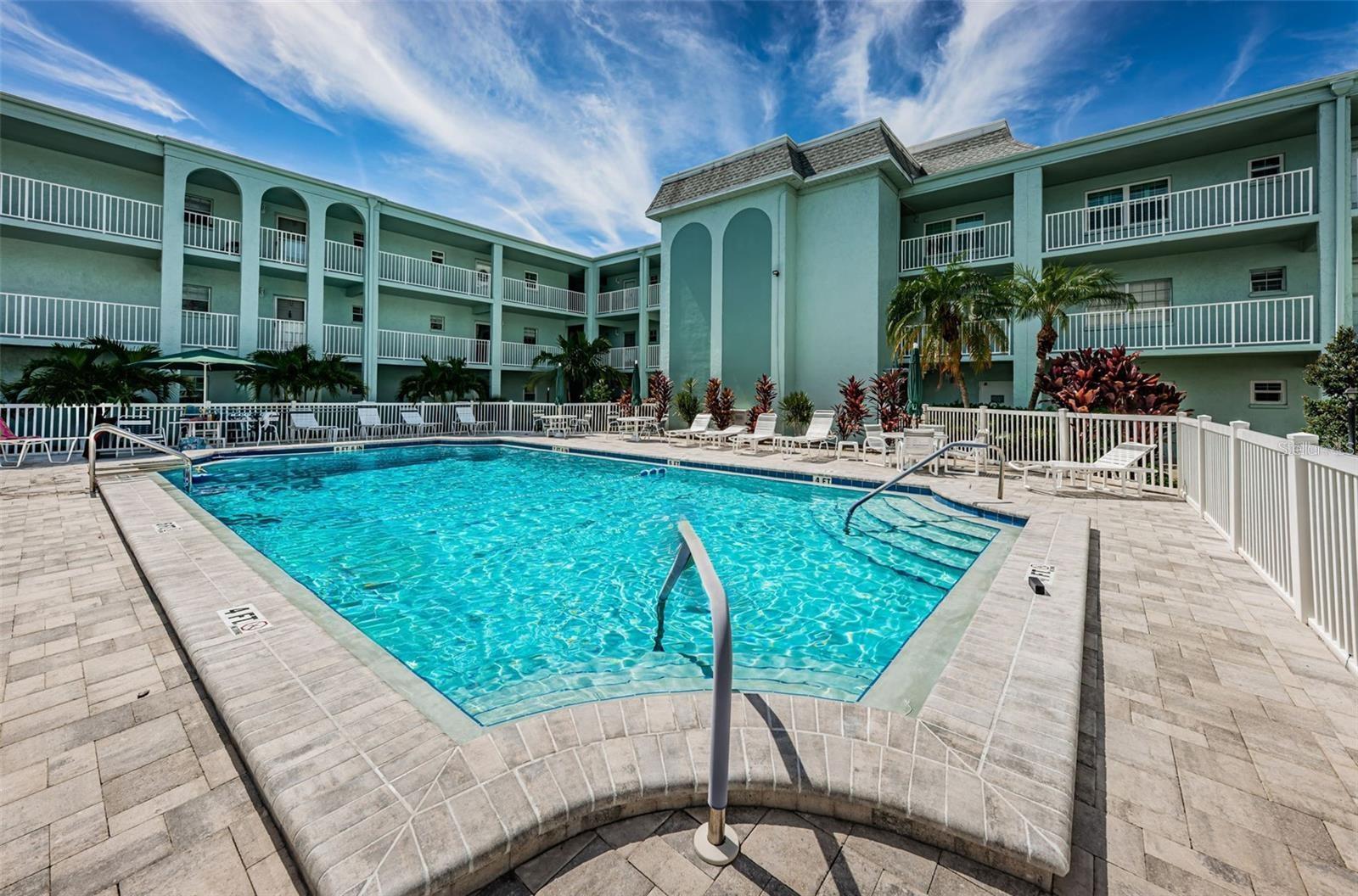 1706 Belleair Forest Dr #136