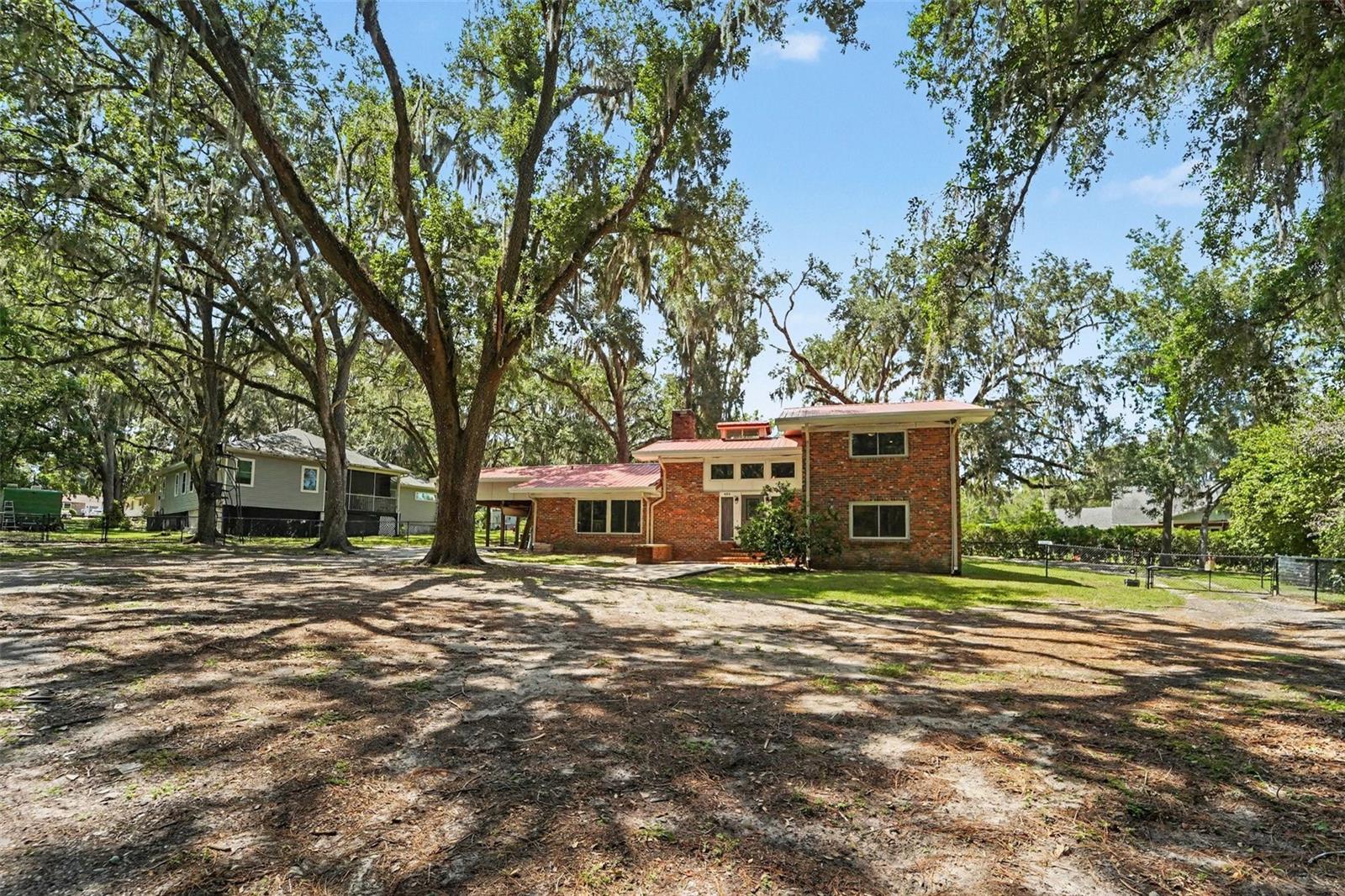 434 Hamlin Way