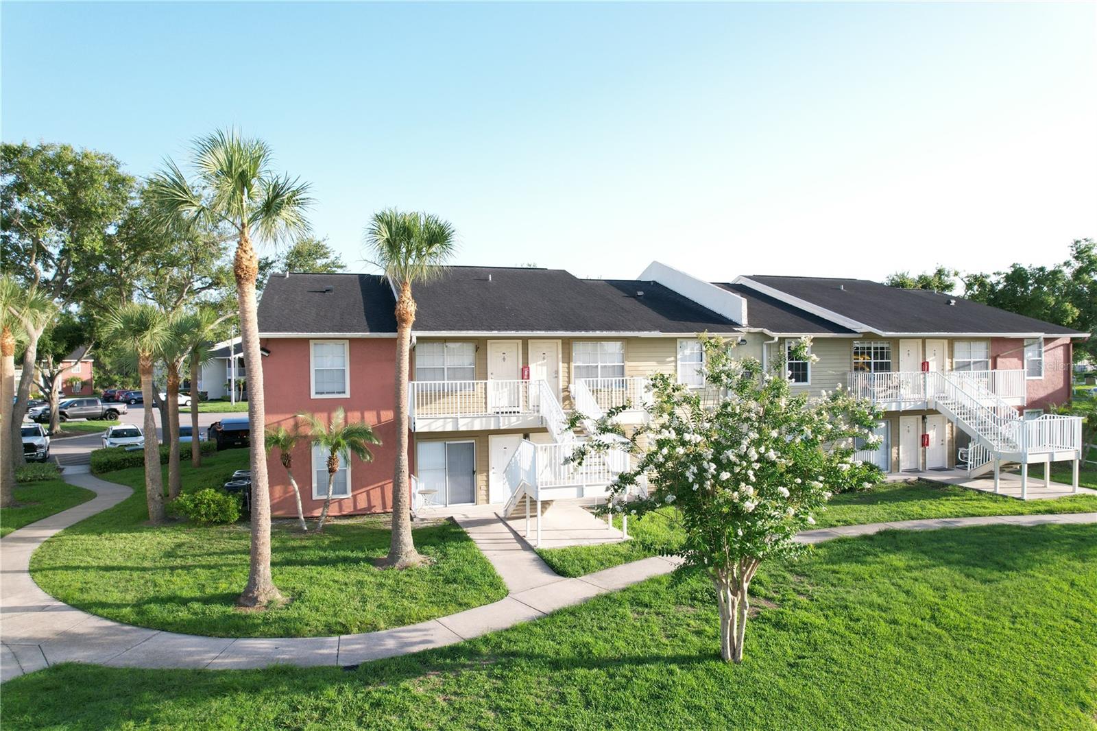 220 Lake Parsons Grn #206