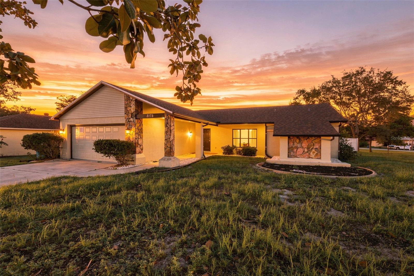 8178 English Elm Cir