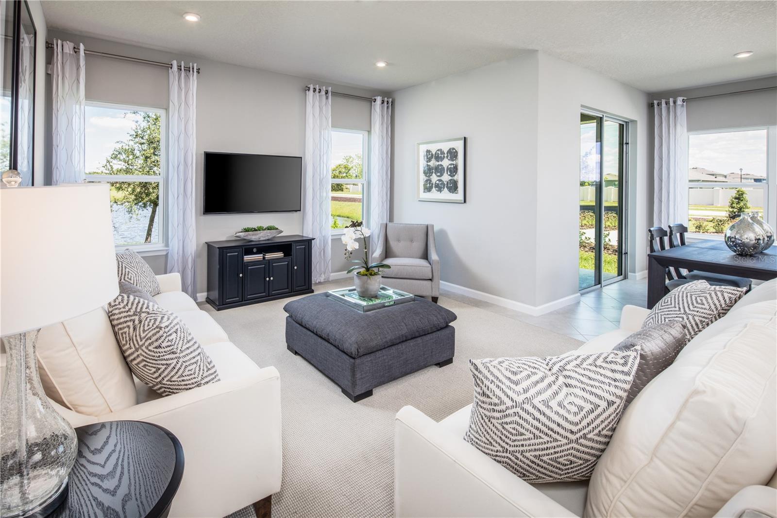 2236 Labrador Loop