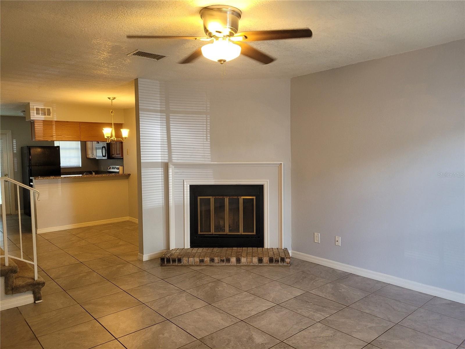 11301 Grandville Dr