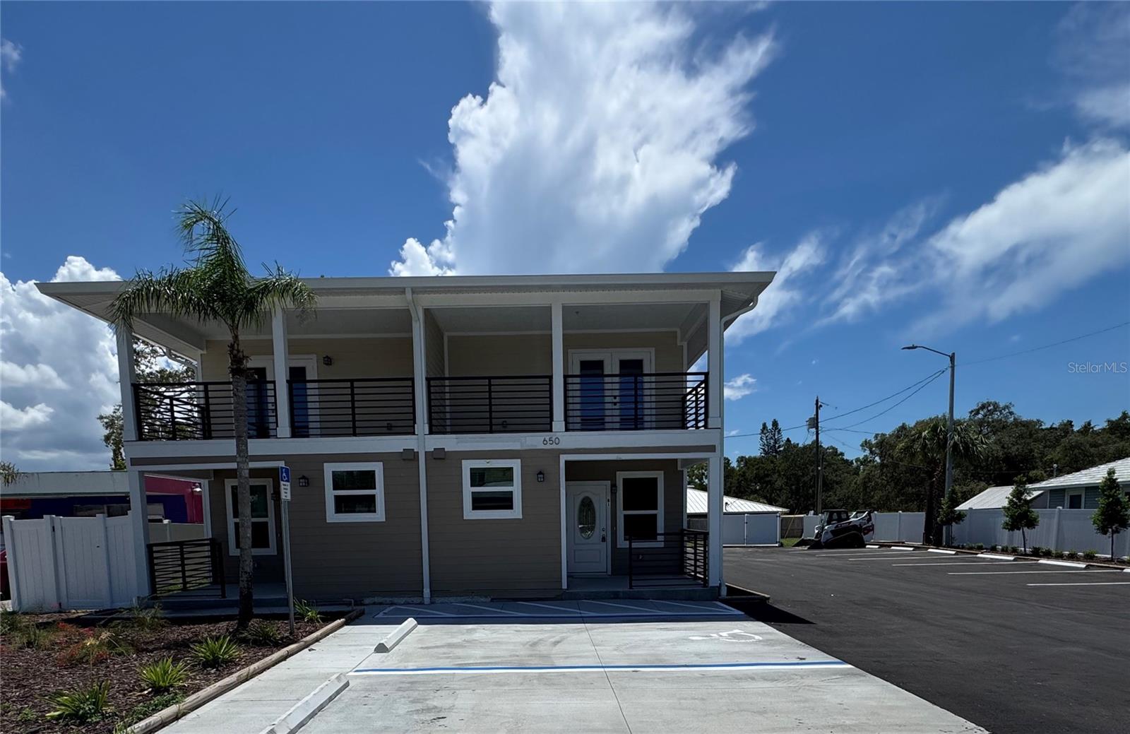650 E Tarpon Ave #C2