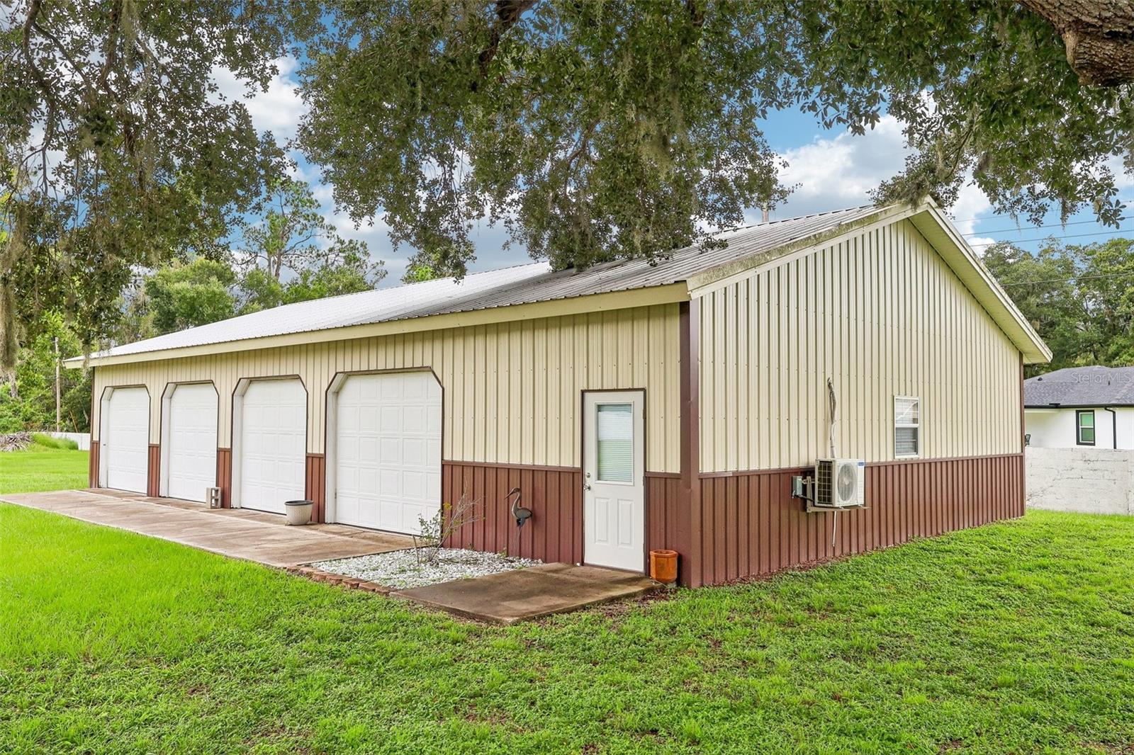7026 Pinehaven Dr