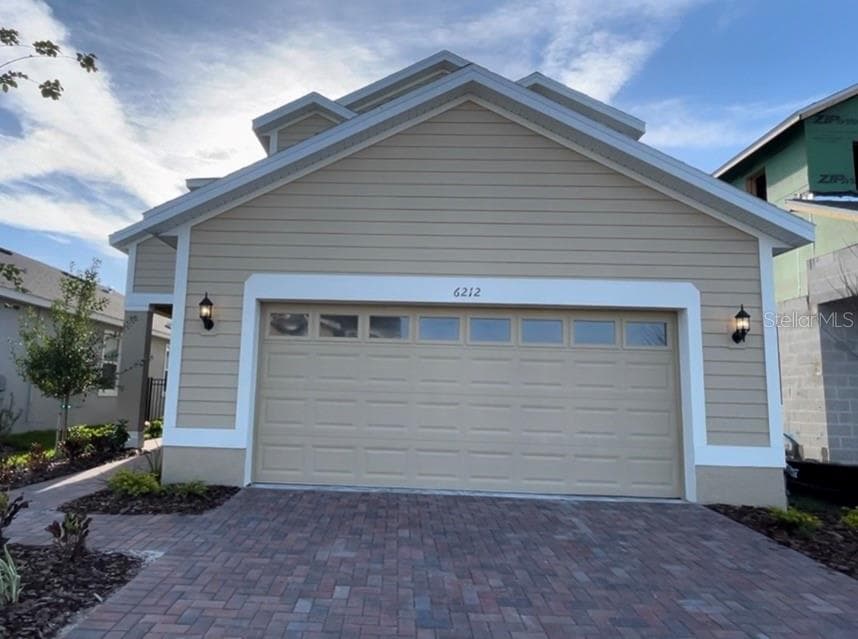 6212 Sea Amber Ln