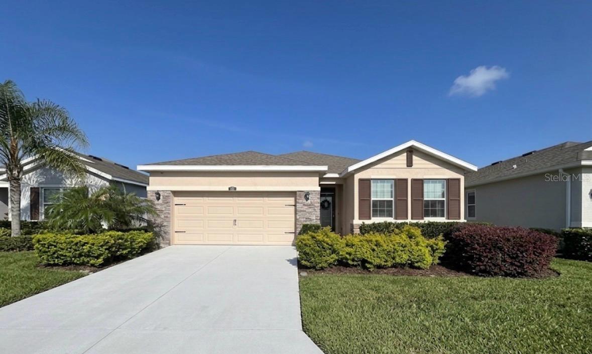 1127 Pipestone Pl
