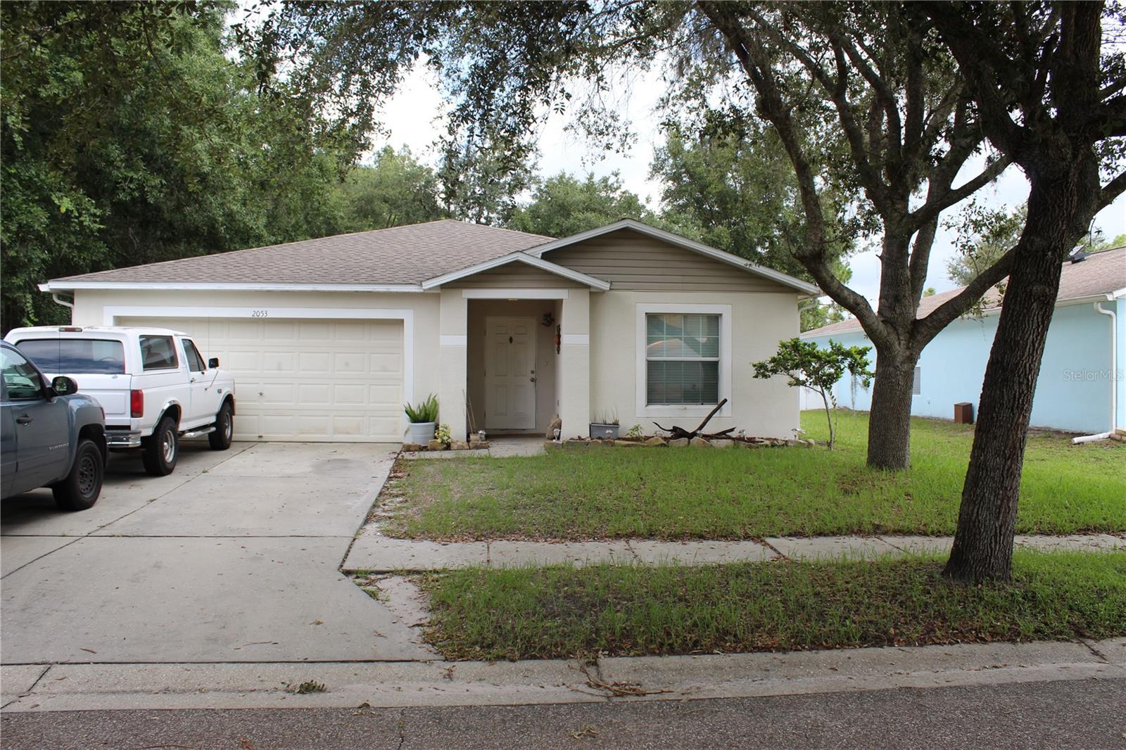 2053 Harcourt Pl