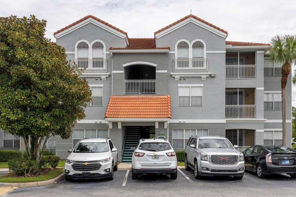 18001 Richmond Place Dr #427