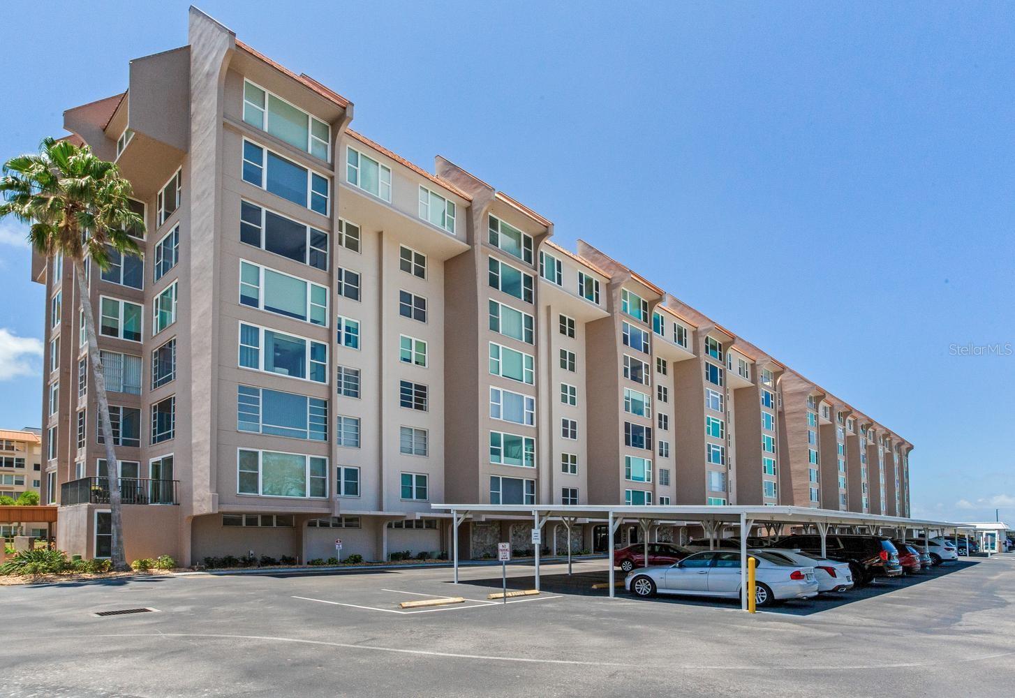 632 Edgewater Dr #736