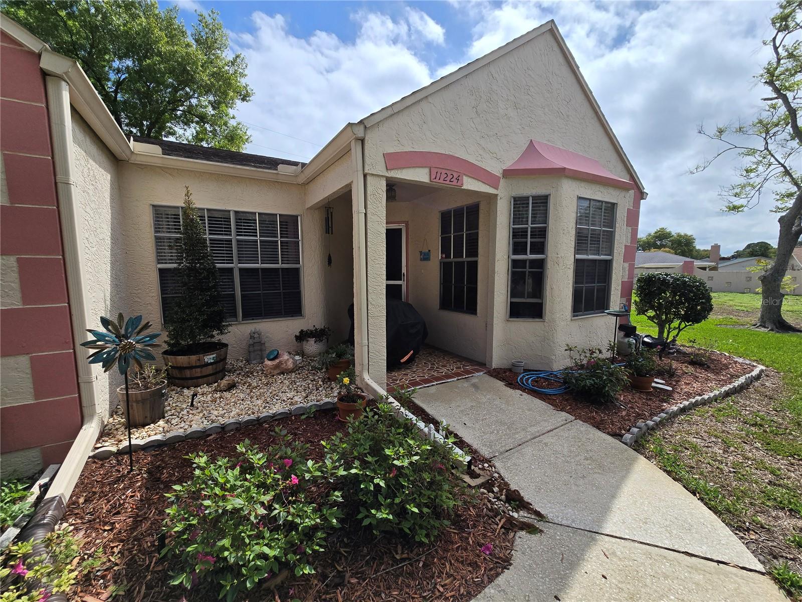 11224 Versailles Ln #11224