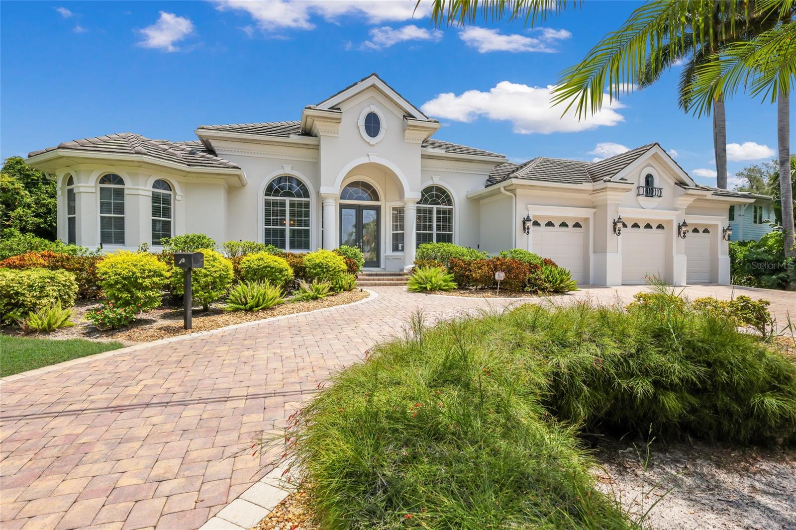 5904 Riverview Blvd