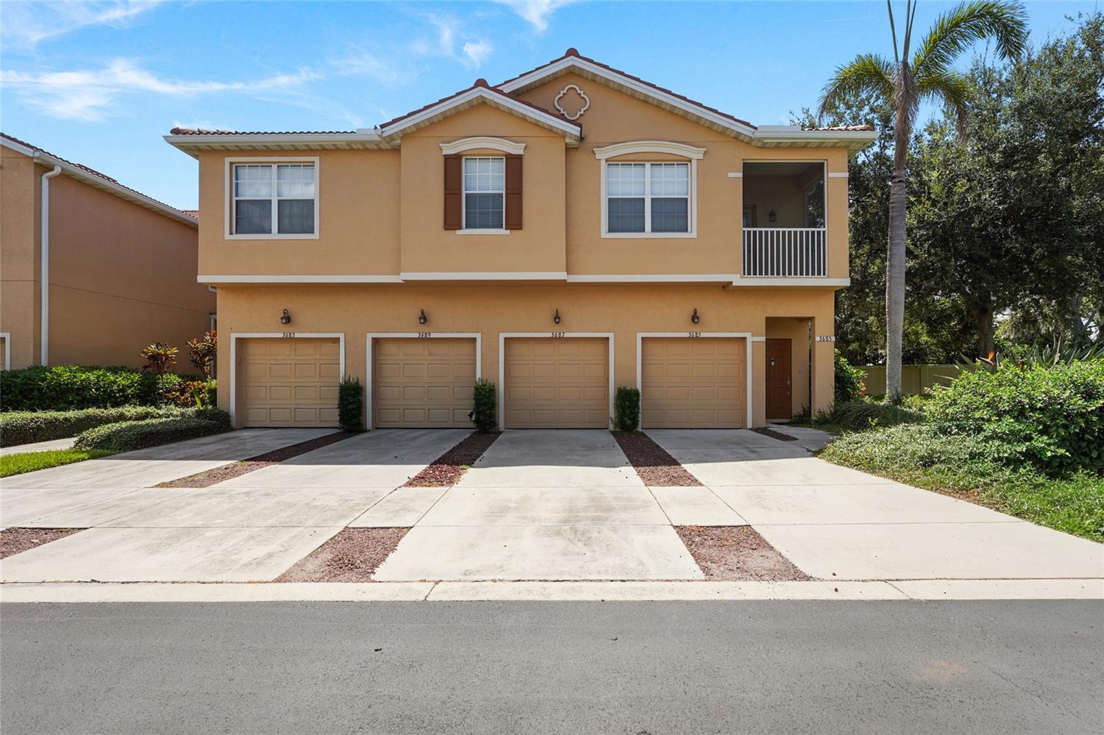 3687 Parkridge Cir #8-106