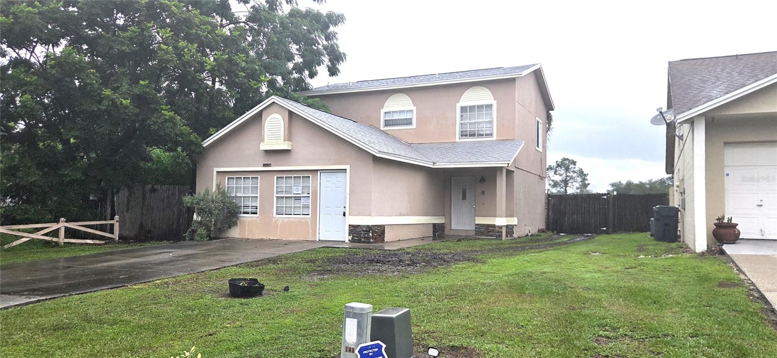 749 Schoolhouse Rd