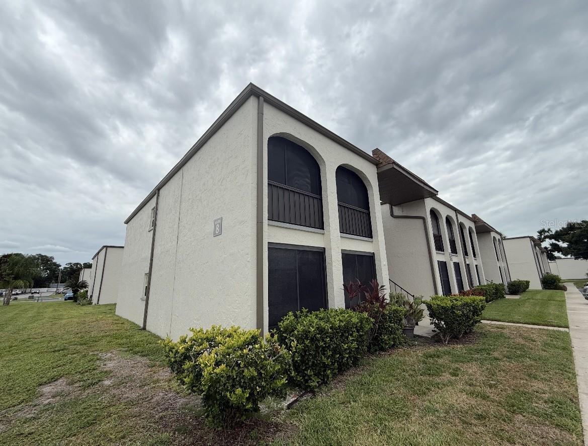 7701 Starkey Rd #239