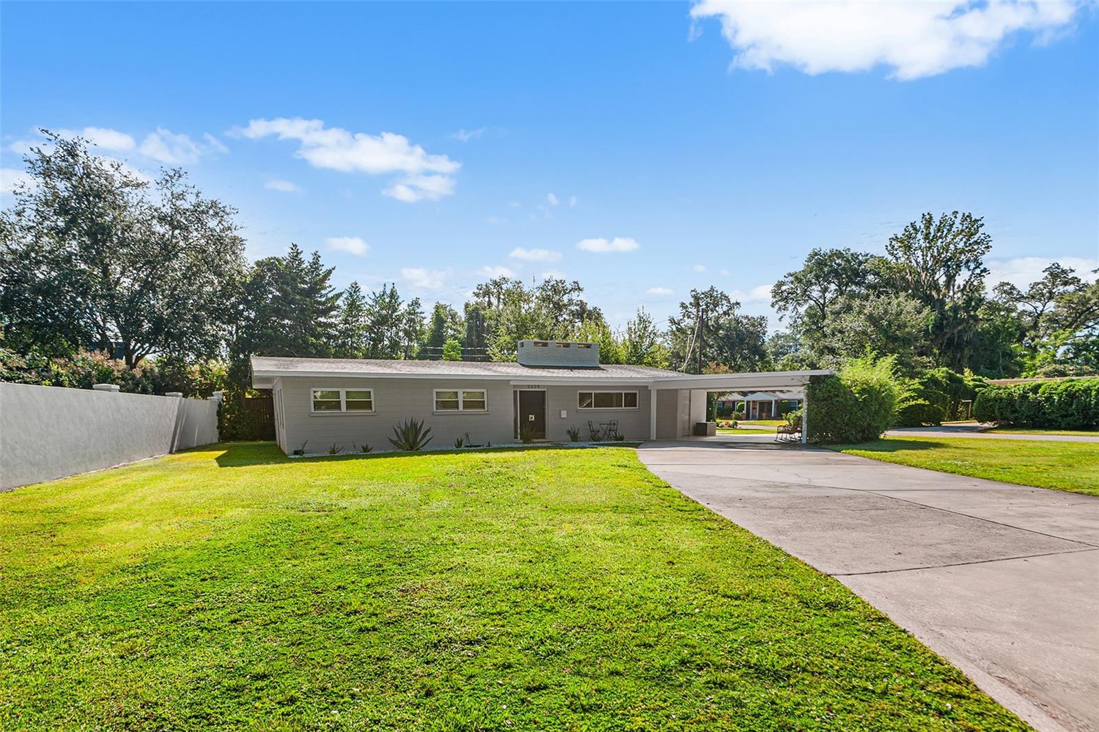 2624 Easton Ter