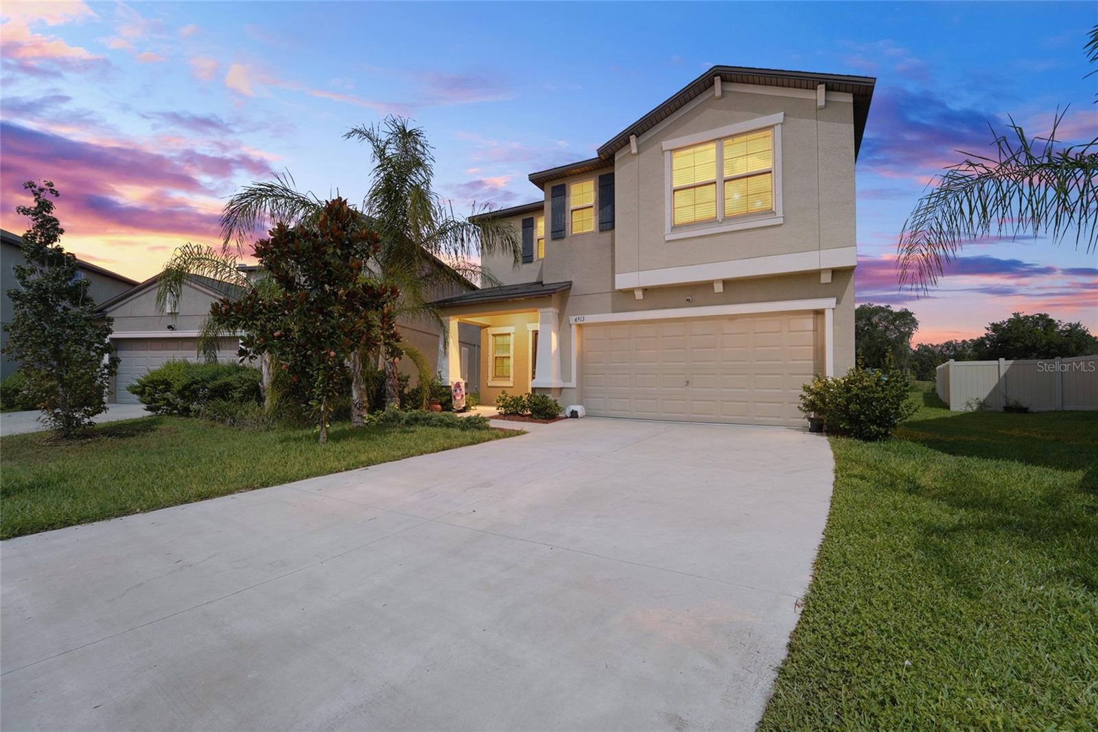 4513 Eternal Prince Dr