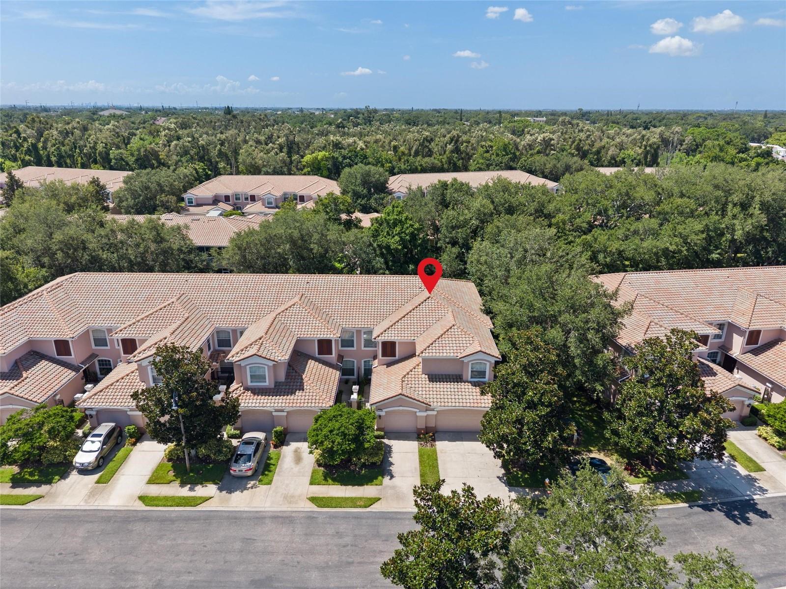 2061 Carriage Ln #104