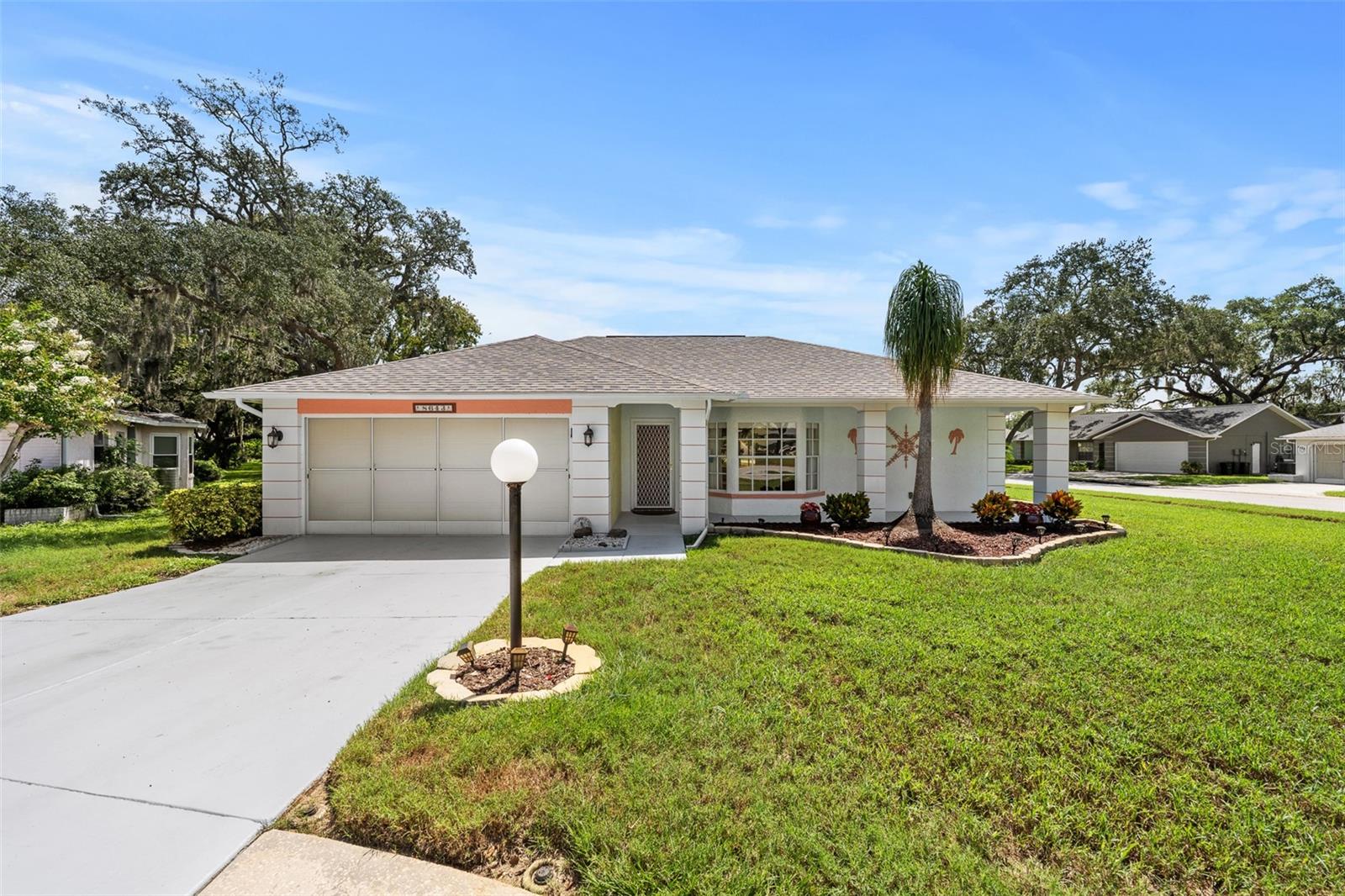 8643 Gold Pine Dr