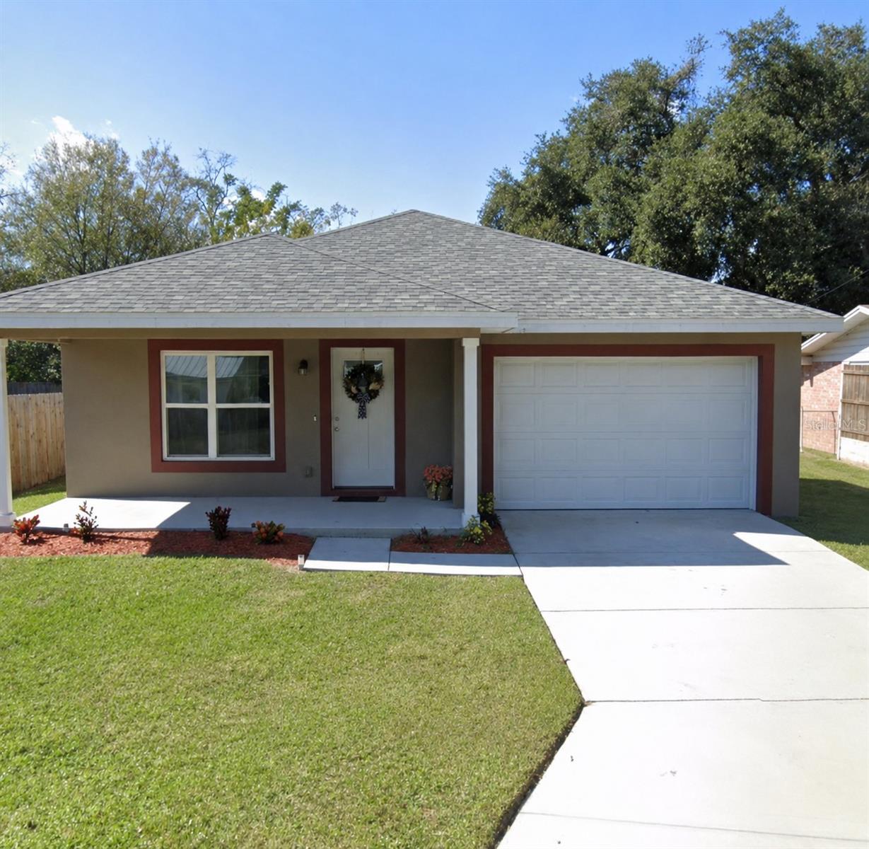 313 Griffin Ave
