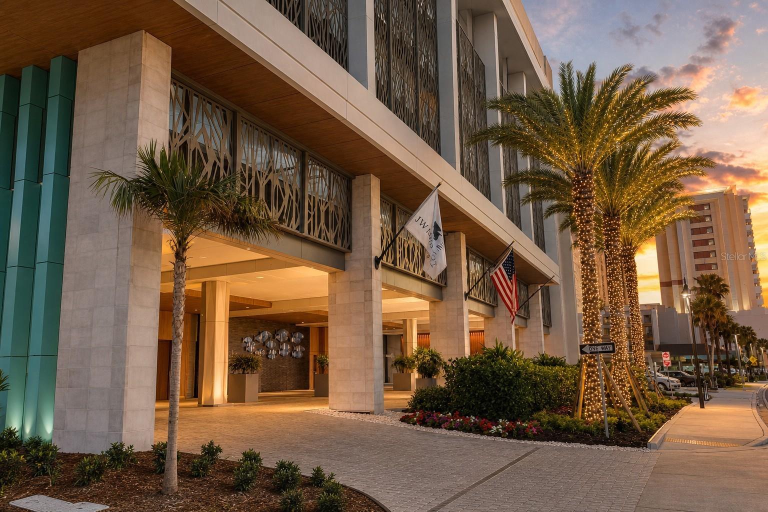 691 S Gulfview Blvd #711