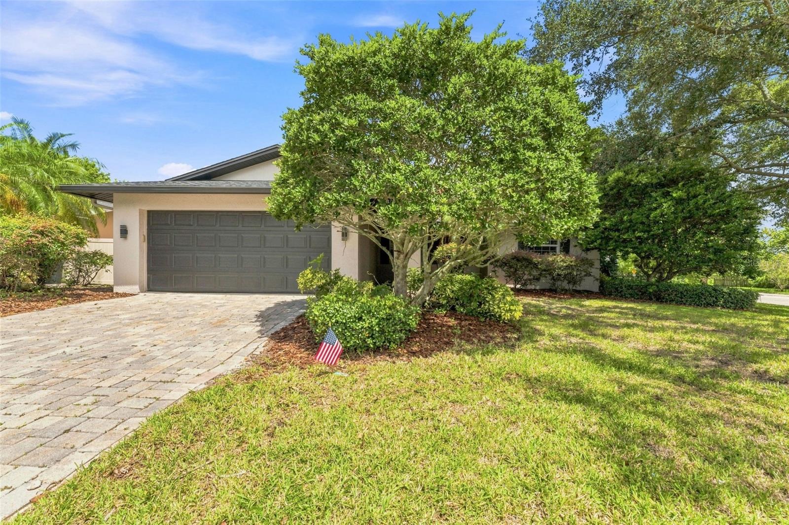 300 N Bay Hills Blvd