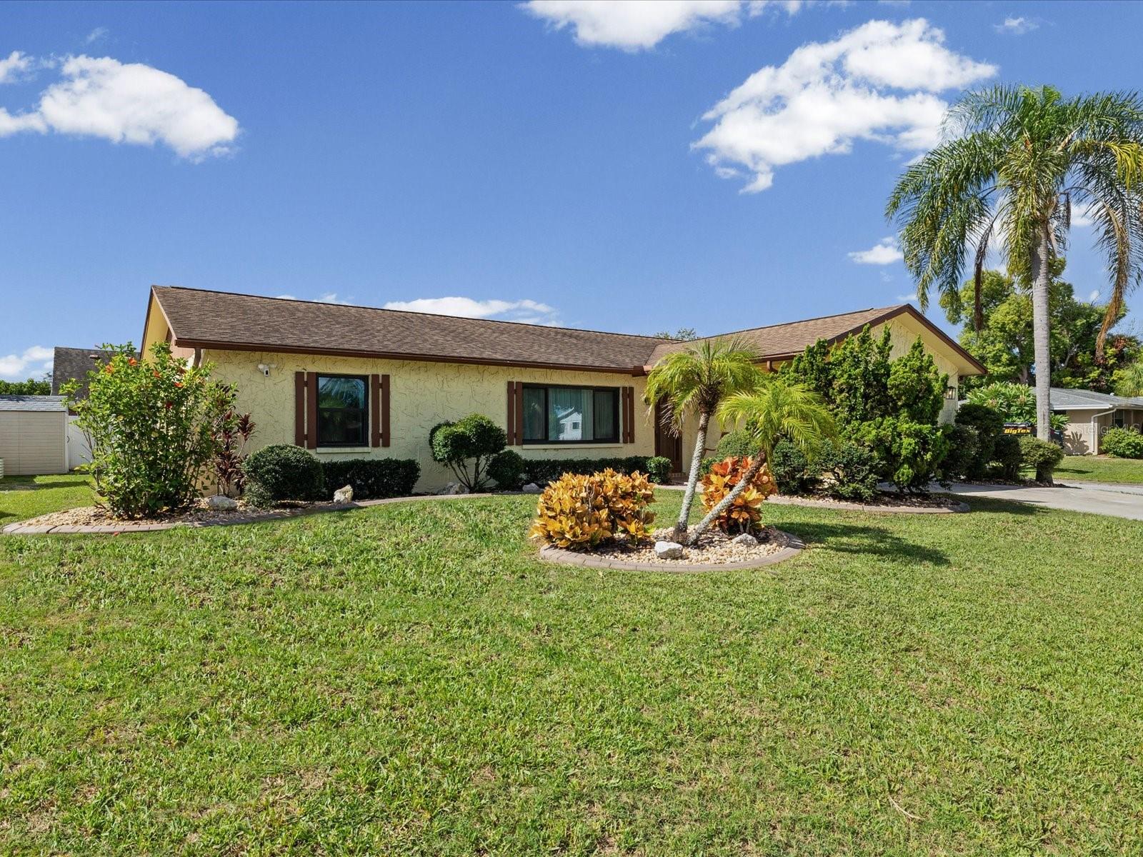 7120 Coral Reef Dr