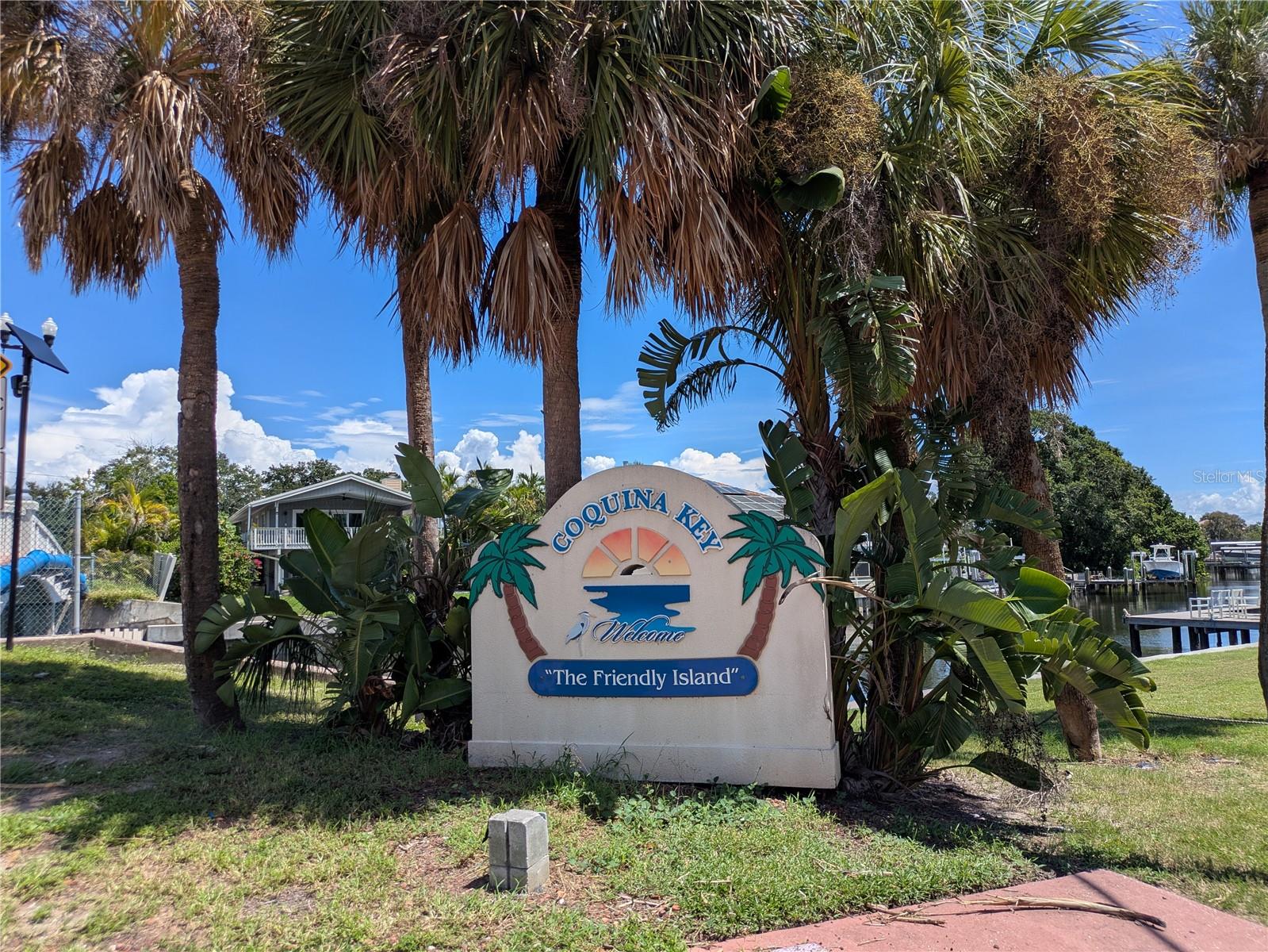 3641 Beach Dr SE