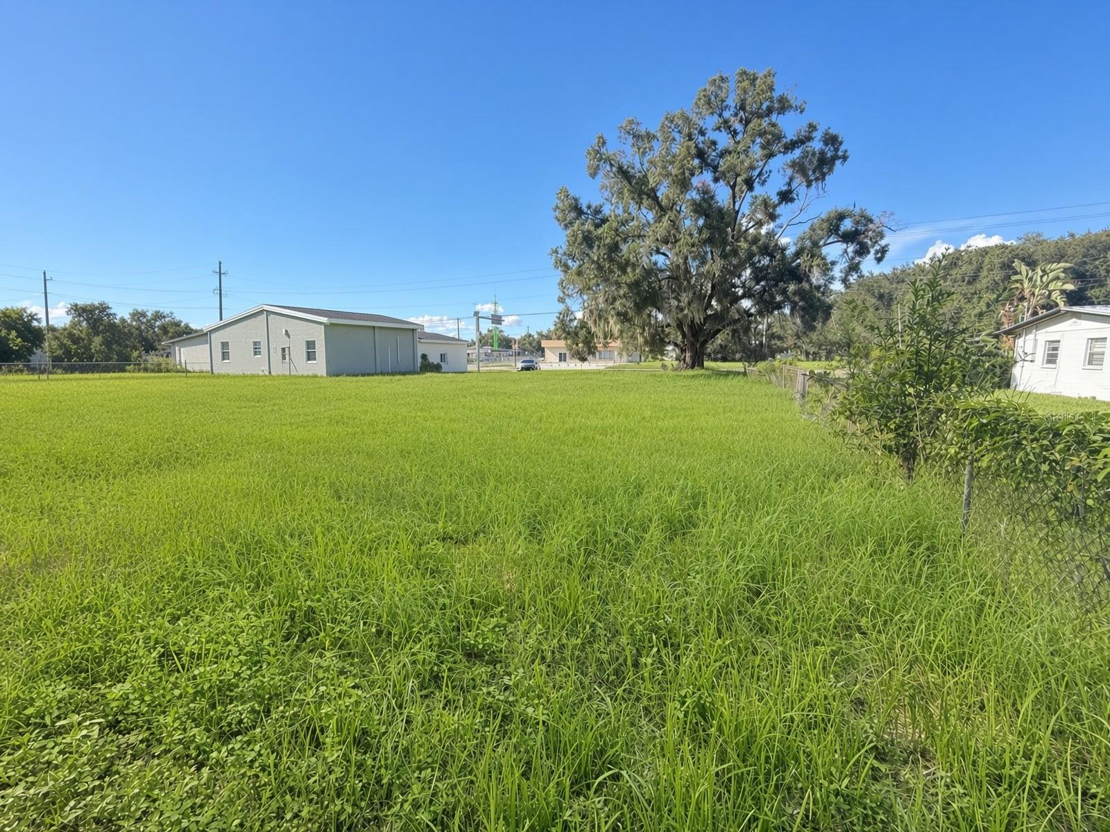 7707 Gibsonton Dr