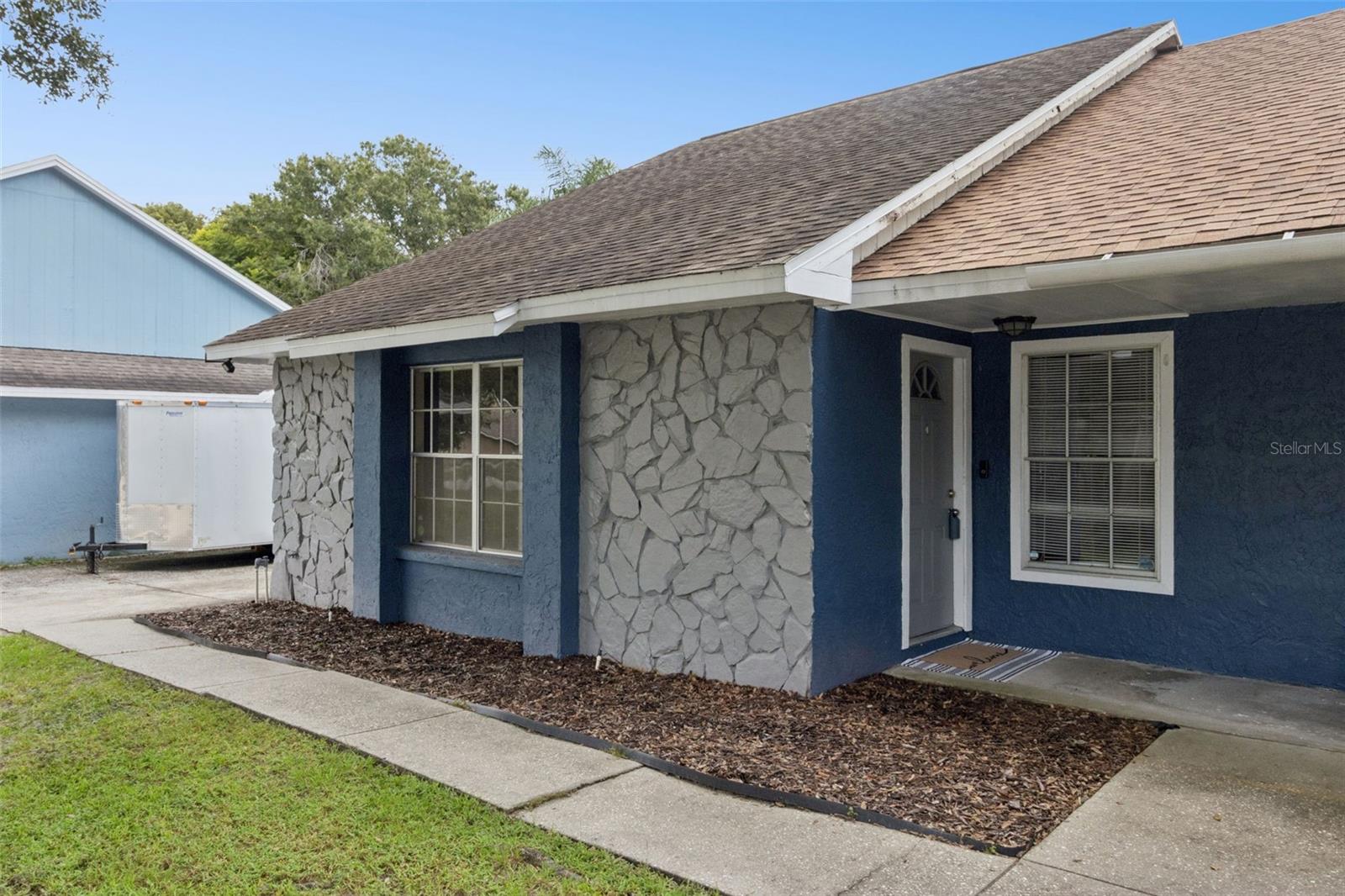 3244 Laurel Dale Dr