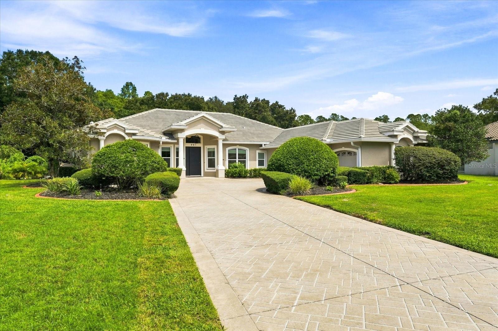 321 Tall Oak Trl