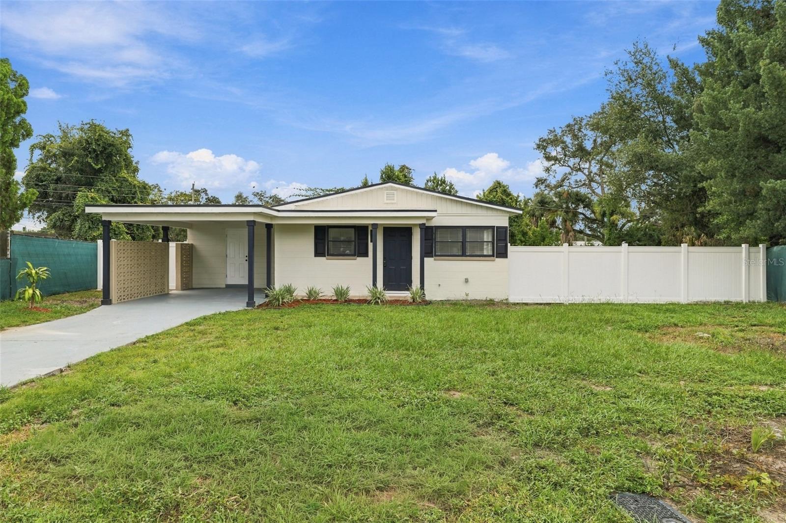 4415 Booker T Dr