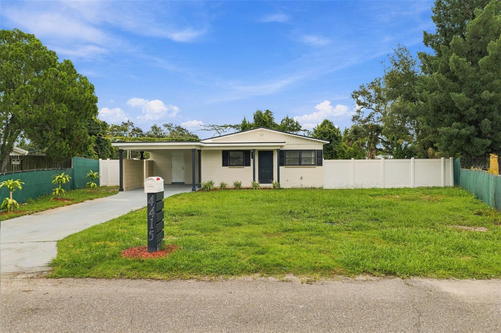 4415 Booker T Dr